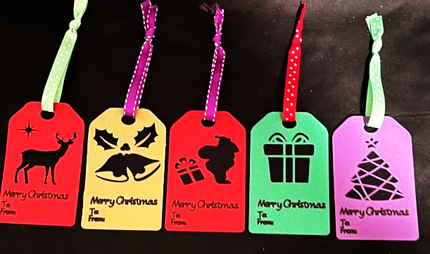 Personalized Christmas Tags - SewTrain